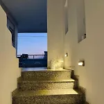Angelina Villa