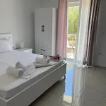 Angelina Villa