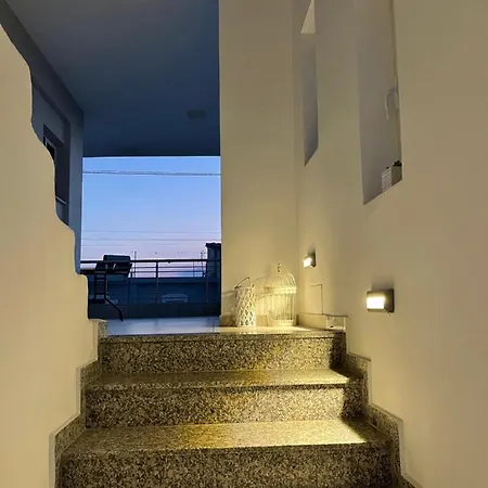Angelina Villa