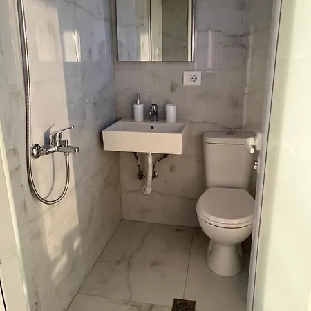 Angelina Villa Ksamil